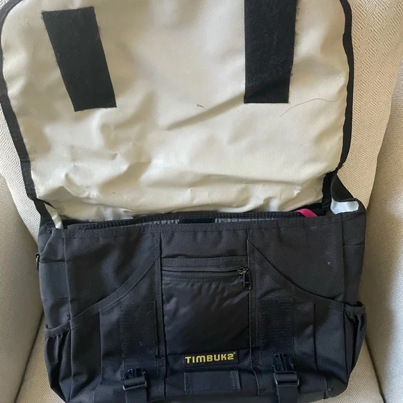 TIMBUK2 LARGE LAPTOP BAG 18x12 note: missing shoulder strap . - Picture 6 of 8
